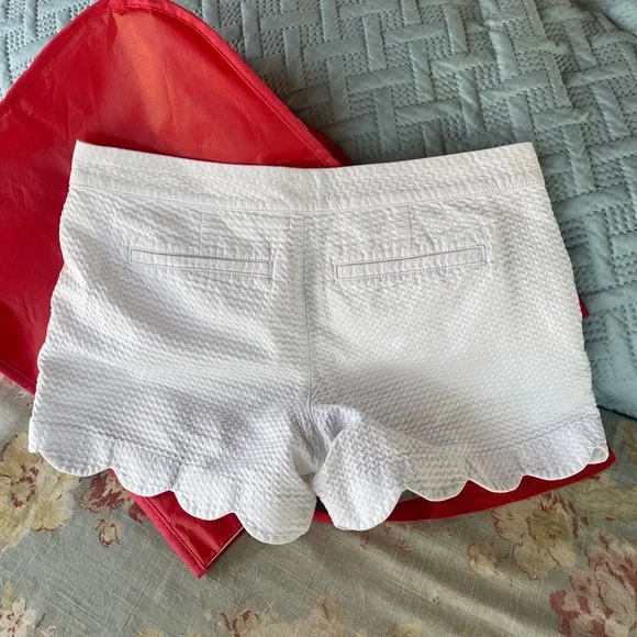 Lilly Pulitzer Women's White Scalloped Shorts - Picture 6 of 6